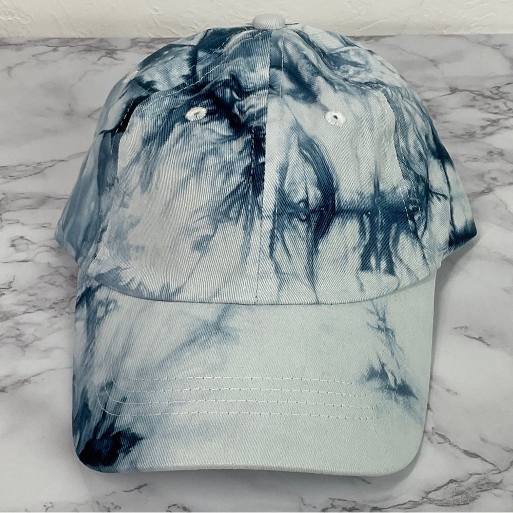 Zyia Navy Hendrix Cap NWT